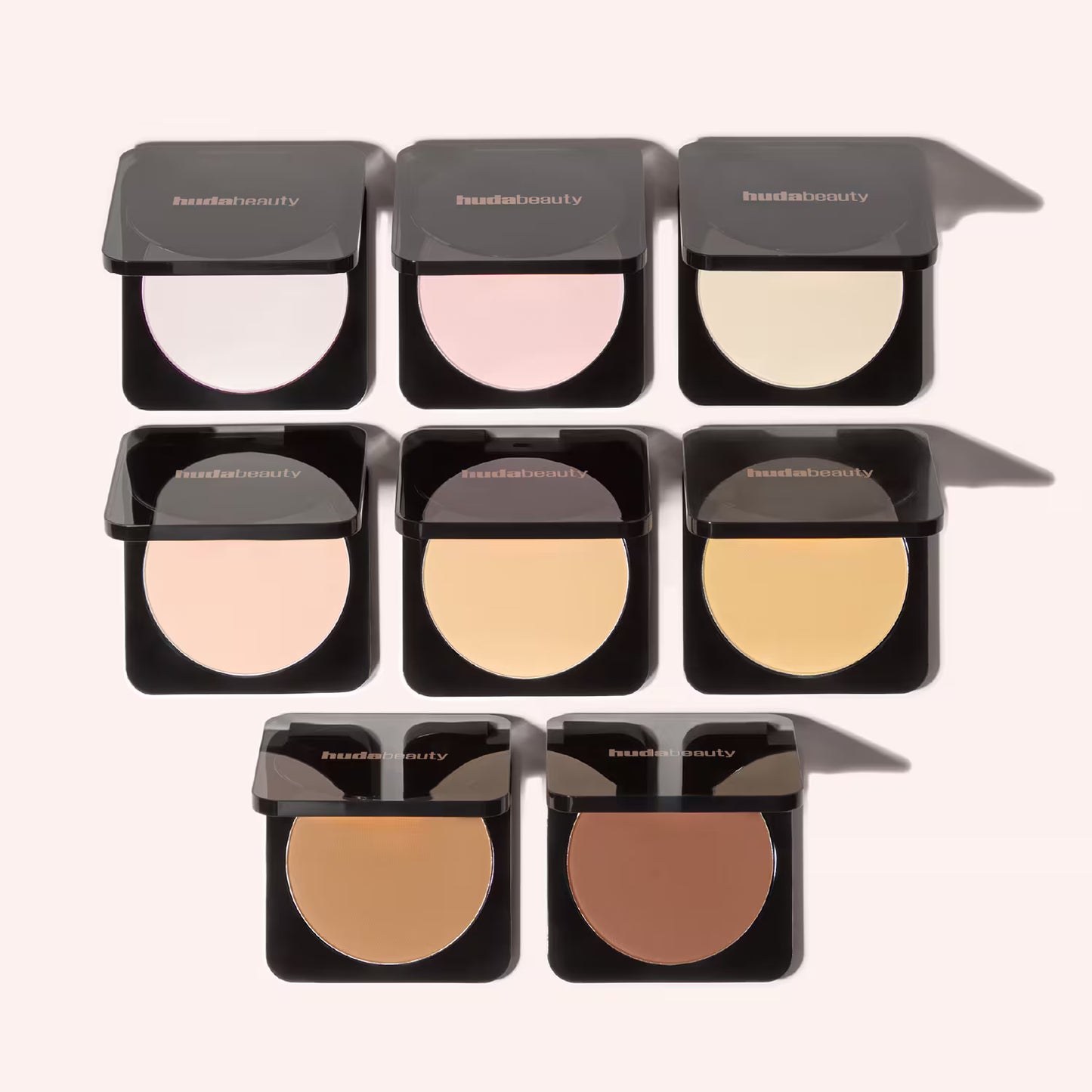 Easy Bake Pressed Powder - Polvos compactos x Huda Beauty