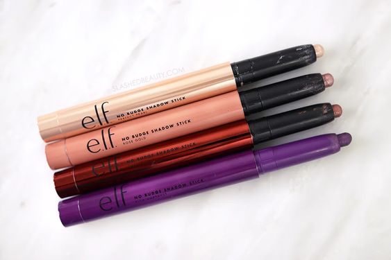 PREVENTA No Budge Matte Shadow Stick