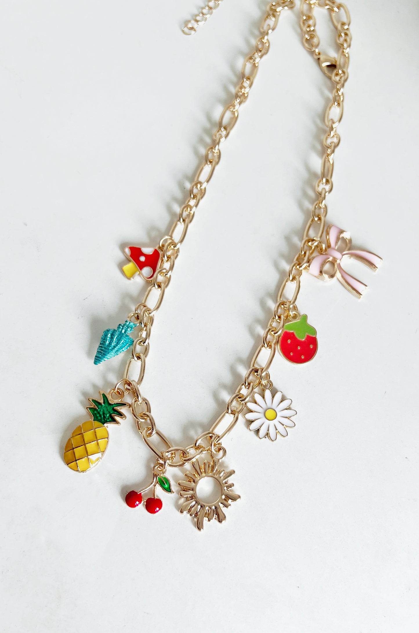 Collar con dijes- Modelo Spring