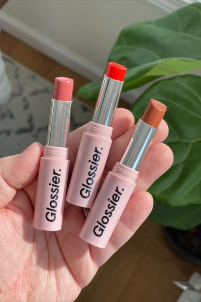 PREVENTA Ultralip High Shine Lipstick Glossier (variedad tonos)