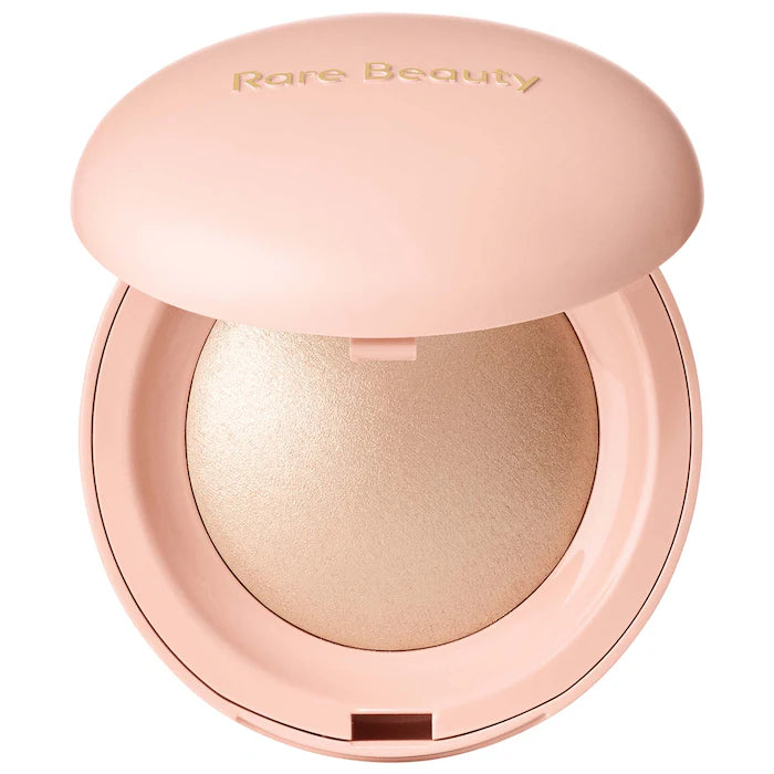 PREVENTA Iluminador en polvo x Rare Beauty